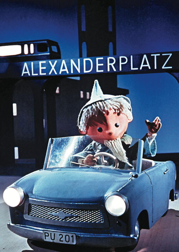 Sm Im Trabant Am Alexanderplatz